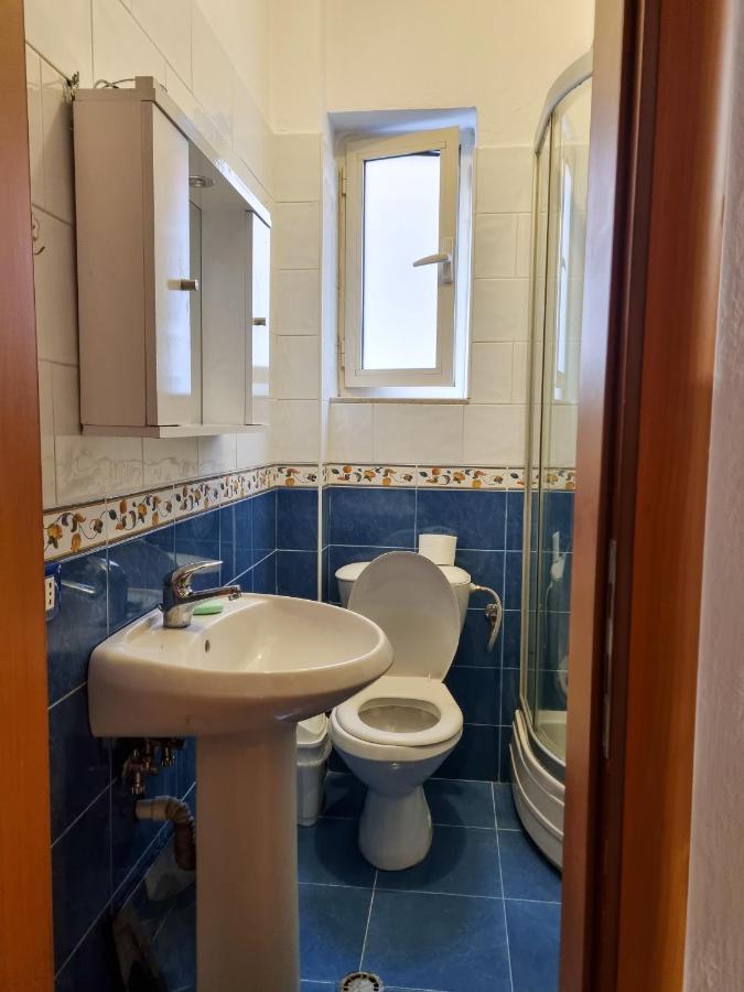 Cozy Apartment In City Center Tirana Exterior photo